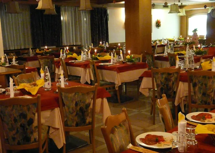Hotel Denny