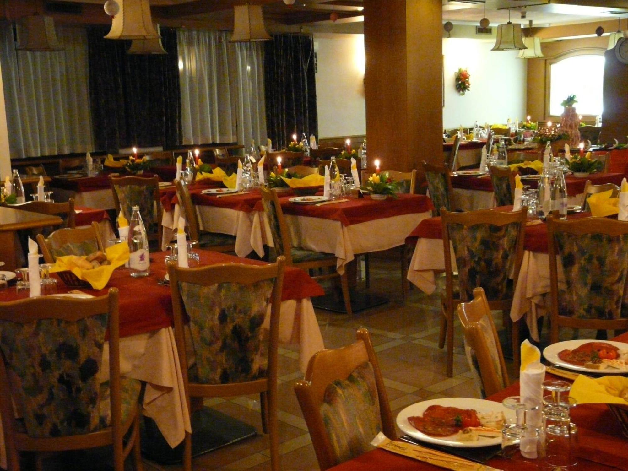 Hotel Denny 3*