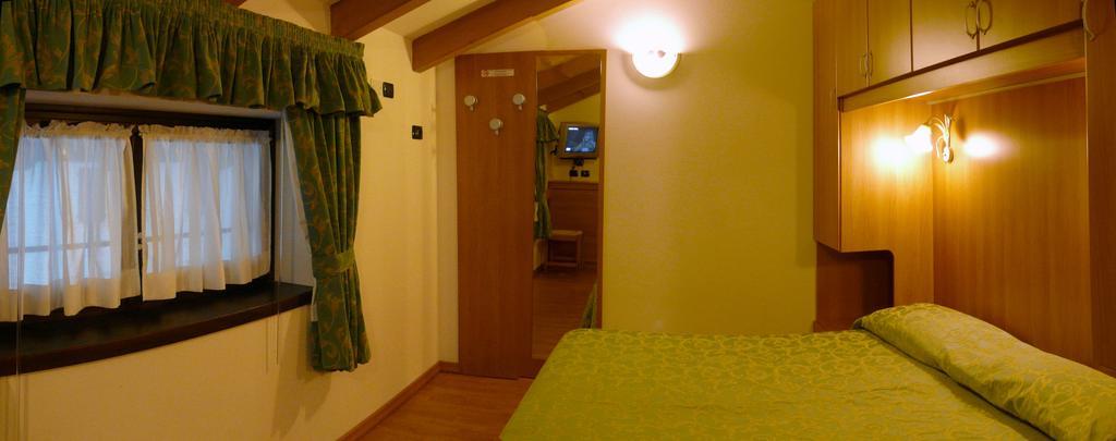 Hotel Denny 3*