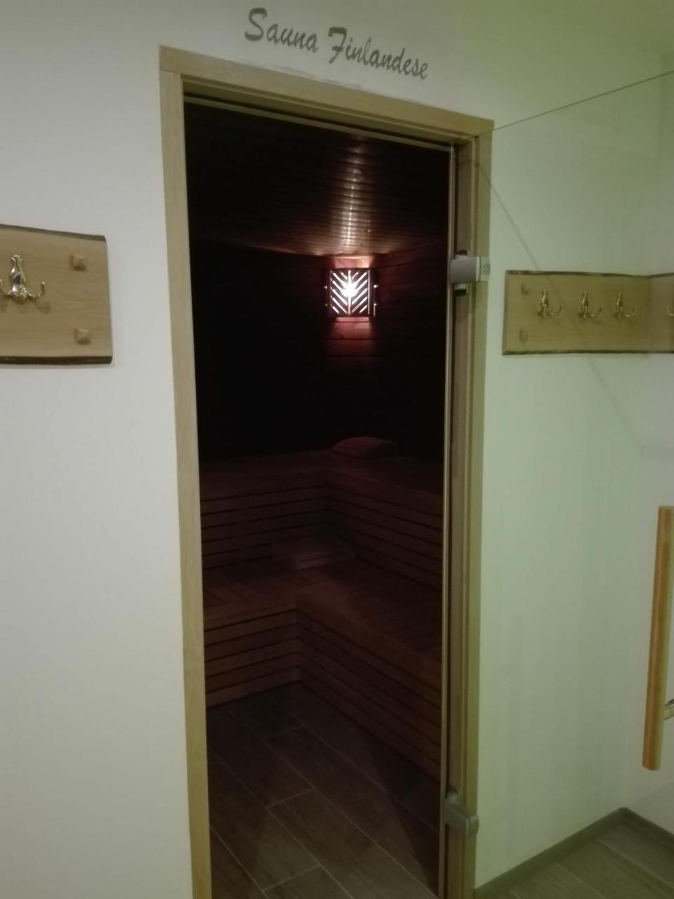 Hotel Denny