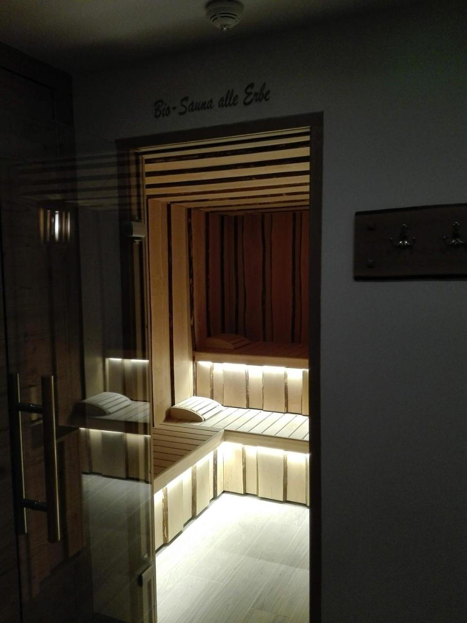 Denny Hotel 3*